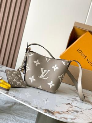 cheap quality Louis Vuitton M13045 elephant gray